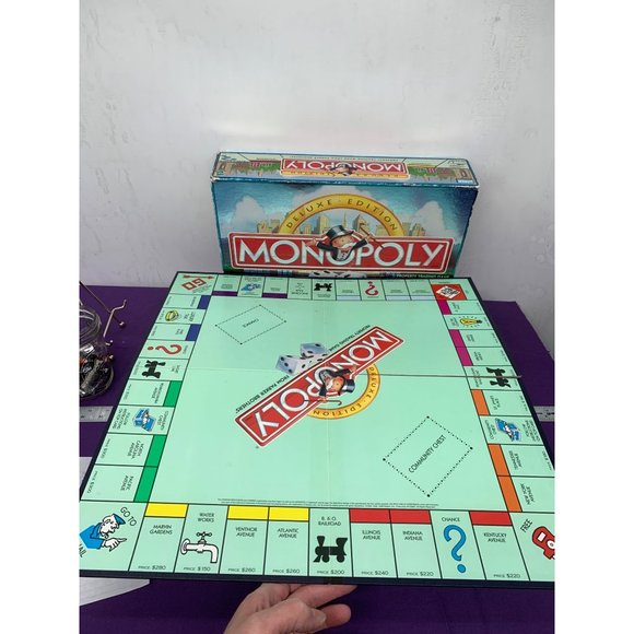 Monopoly Deluxe Edition 1998 Board Game Parker Brothers - Picture 6 of 12